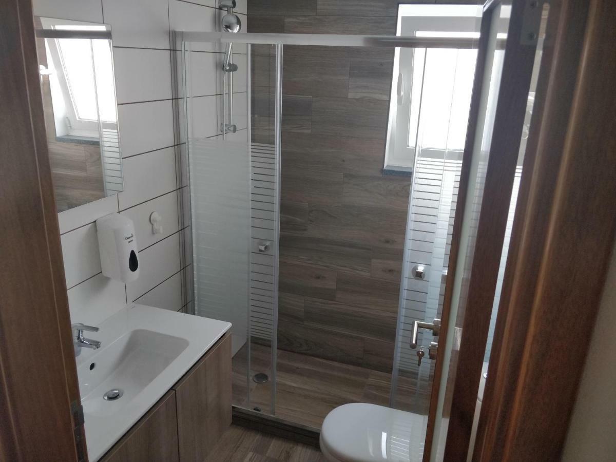 Casa D'Avo Guesthouse And Apartment Urzelina Εξωτερικό φωτογραφία